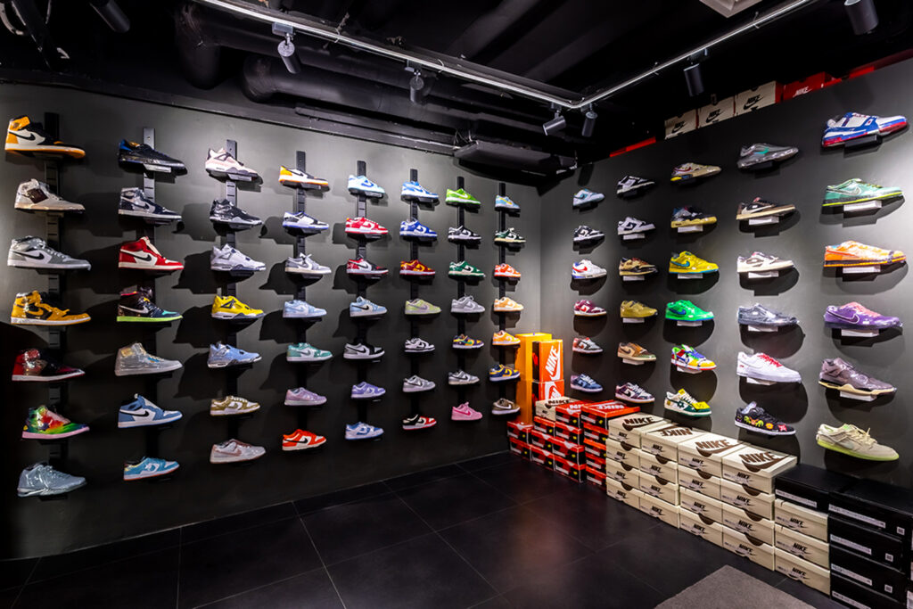 Bugis Plus