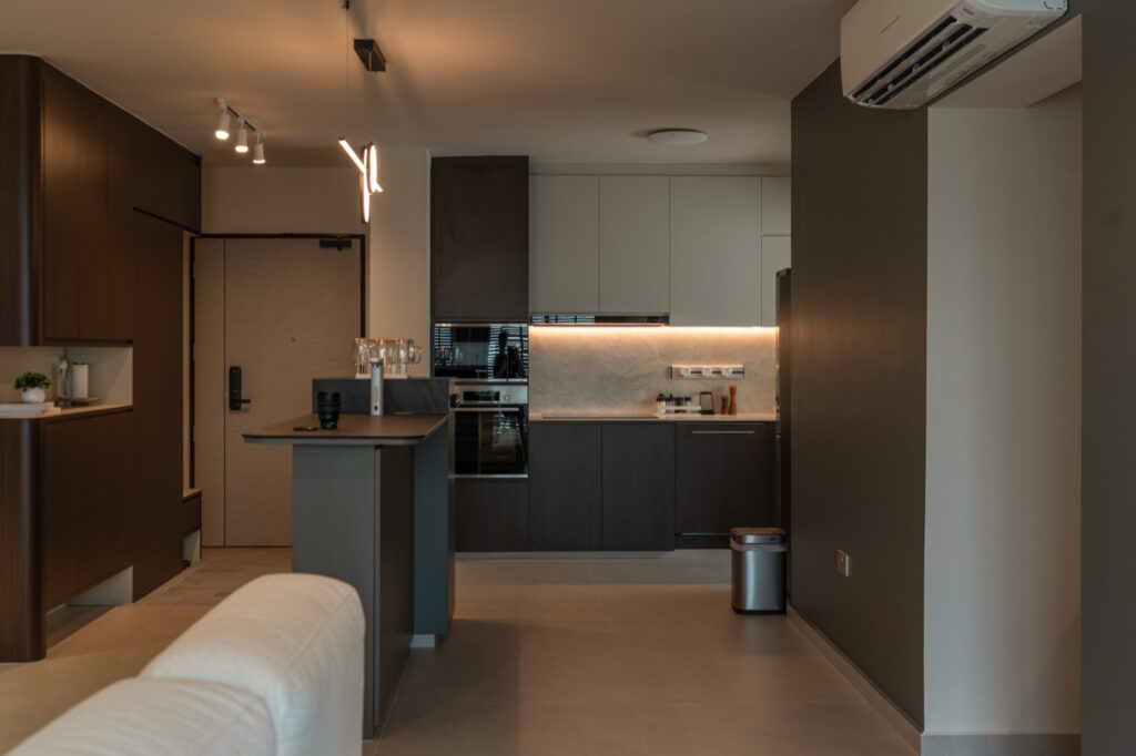 Skyline II @ Bukit Batok — HDB 5 Room interior design by Dots N Tots Singapore