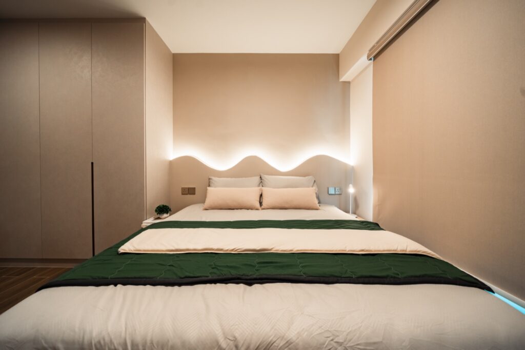 Tampines GreenOpal — HDB 4 Room interior design by Dots N Tots Singapore